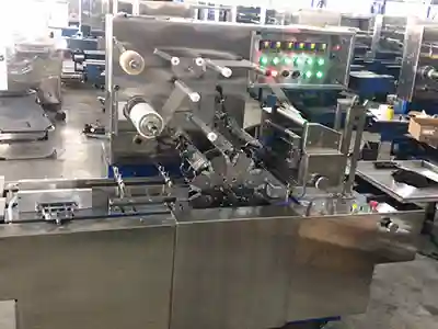 Cellophane wrapping machine