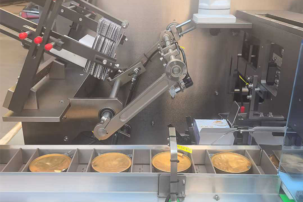 ZH-120 Automatic Cartoning Machine in action