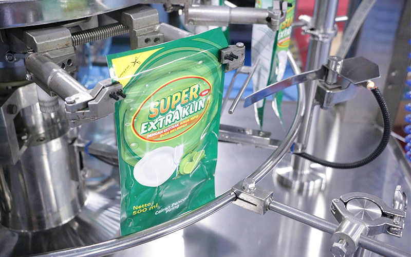 Finalwe R200 High-Speed Auger Powder Pre-Made Bag Packaging Machine | Precision & Efficiency